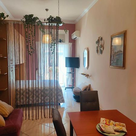 Madda'S Apartament Naples Luaran gambar