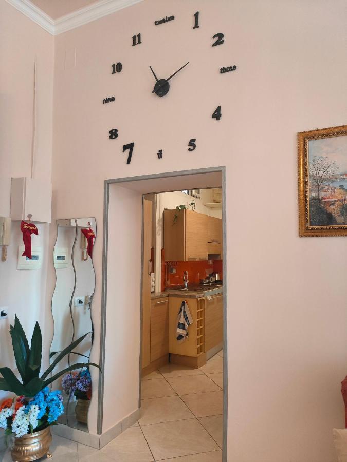 Madda'S Apartament Naples Luaran gambar